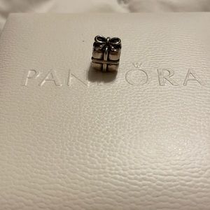 Pandora Gift Present Charm